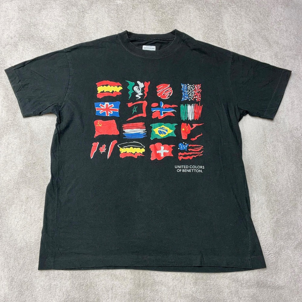 Vintage 90s United Colors of Benetton T-Shirt Flags Black Single Stitch Mens XL